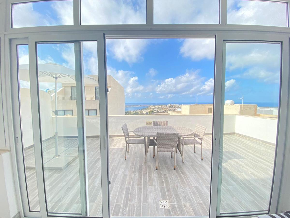 Penthouse "Maltese Scent" Apartment Mellieħa Екстериор снимка