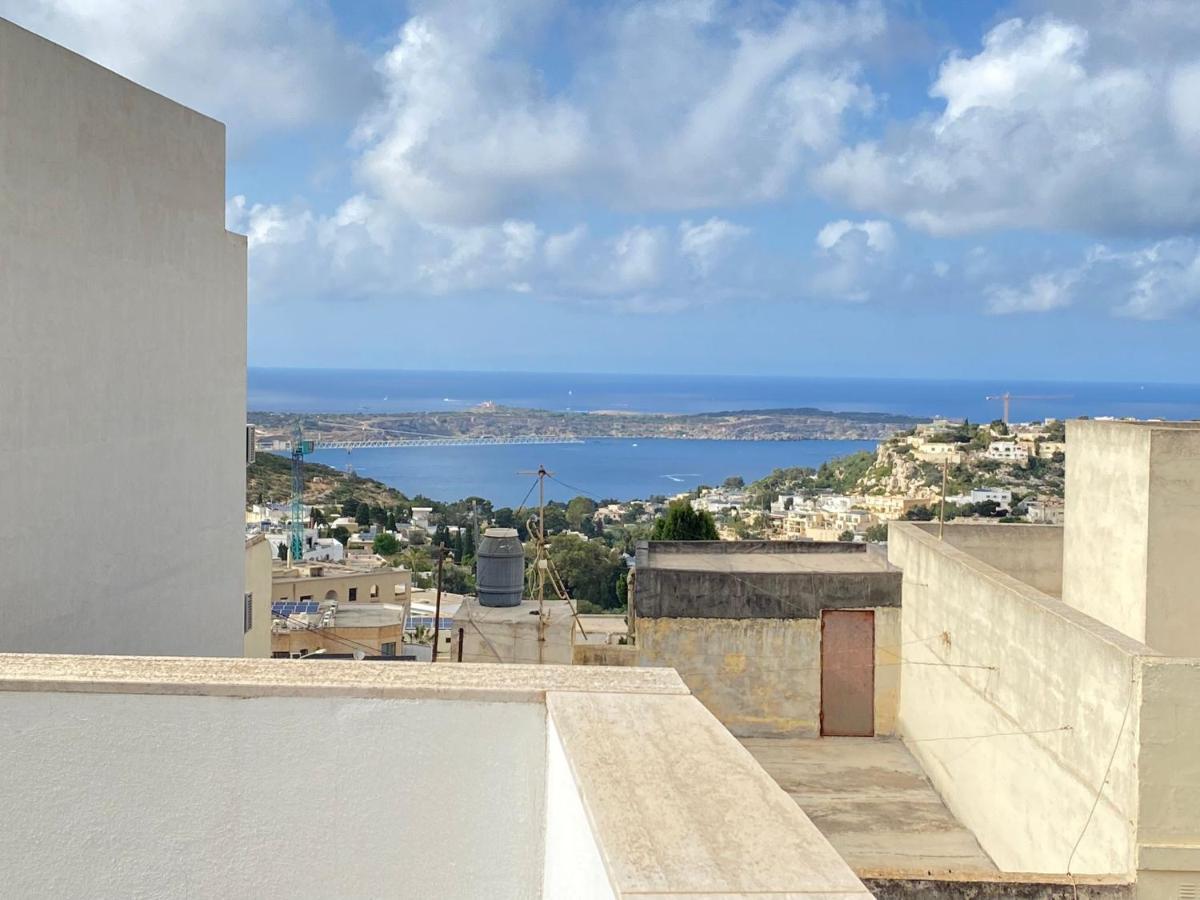 Penthouse "Maltese Scent" Apartment Mellieħa Екстериор снимка