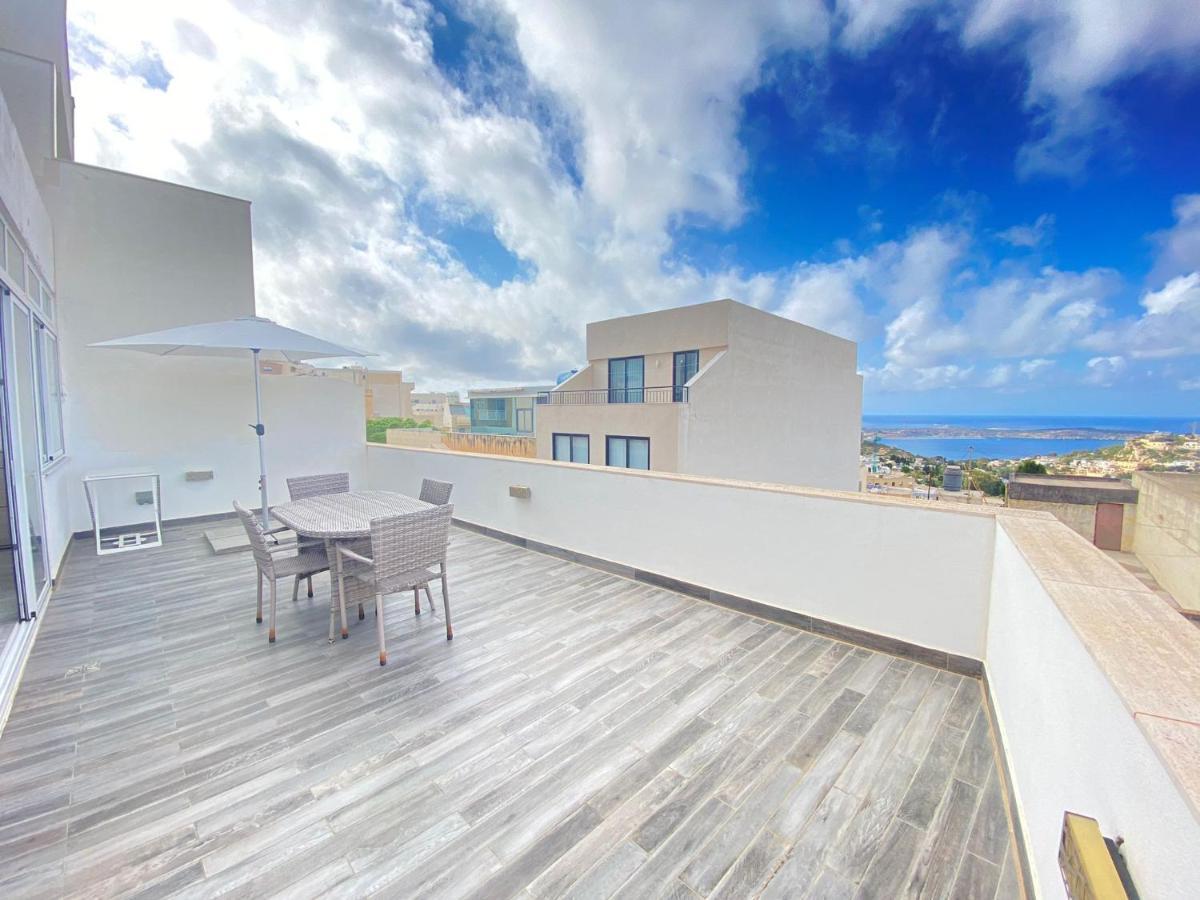 Penthouse "Maltese Scent" Apartment Mellieħa Екстериор снимка